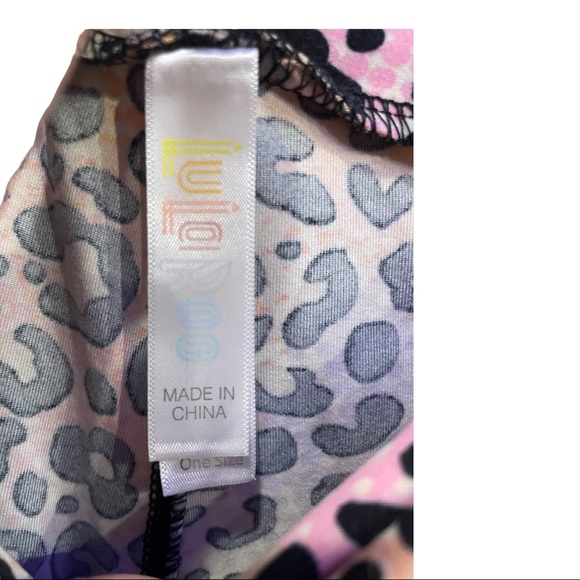 LULAROE MULTI COLOR CHEETAH SOFT LEGGINGS ONE SIZE - Picture 3 of 5